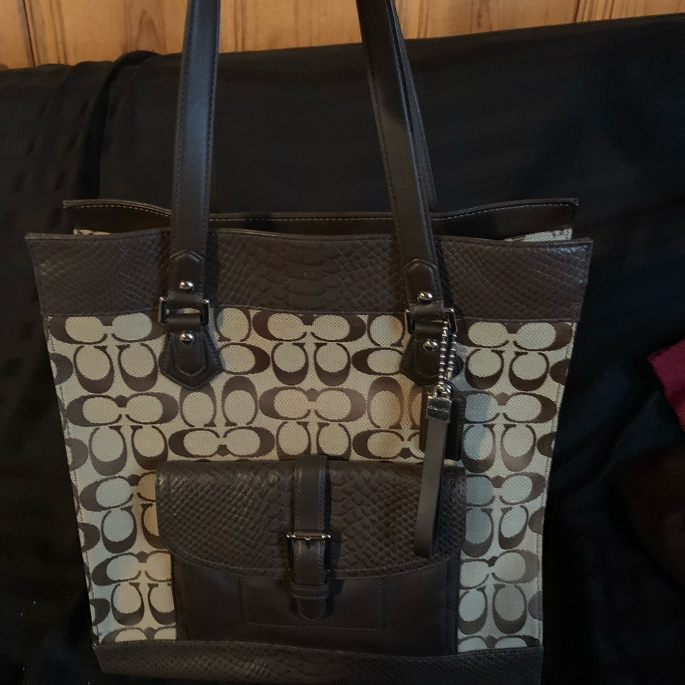 Coach Tote